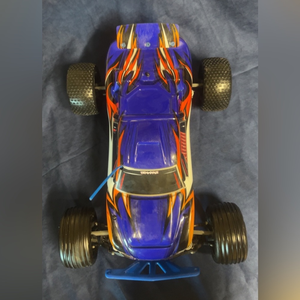 Traxxas Remote Control Car - Picture 3 of 9